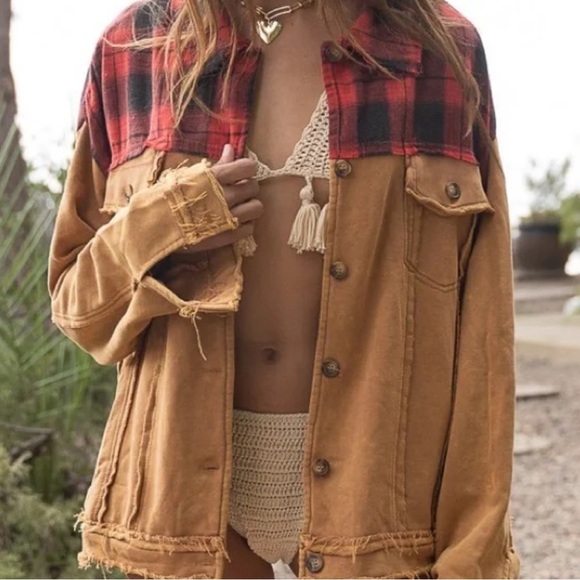 POL Boutique Distressed Buffalo Plaid Flannel Mixed Shacket Jacket - Picture 1 of 8